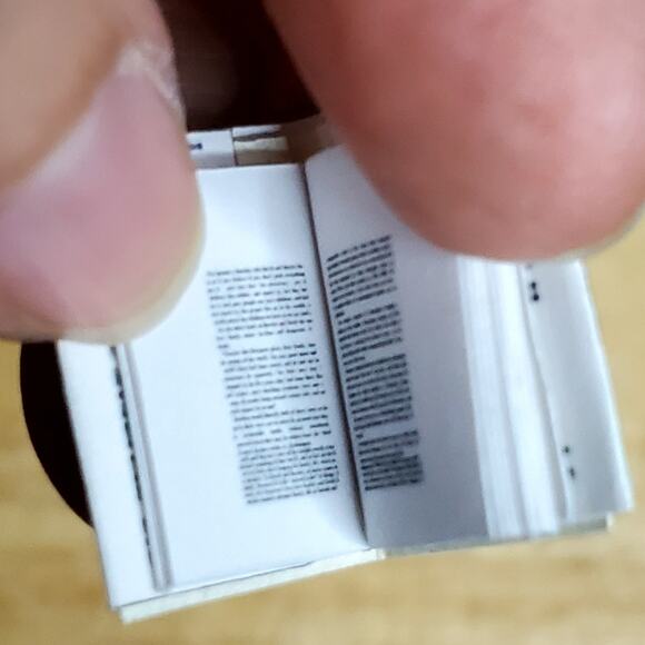 Hardcover Book Animal Farm 1:12 Scale Dollhouse Miniatures - Picture 4 of 5